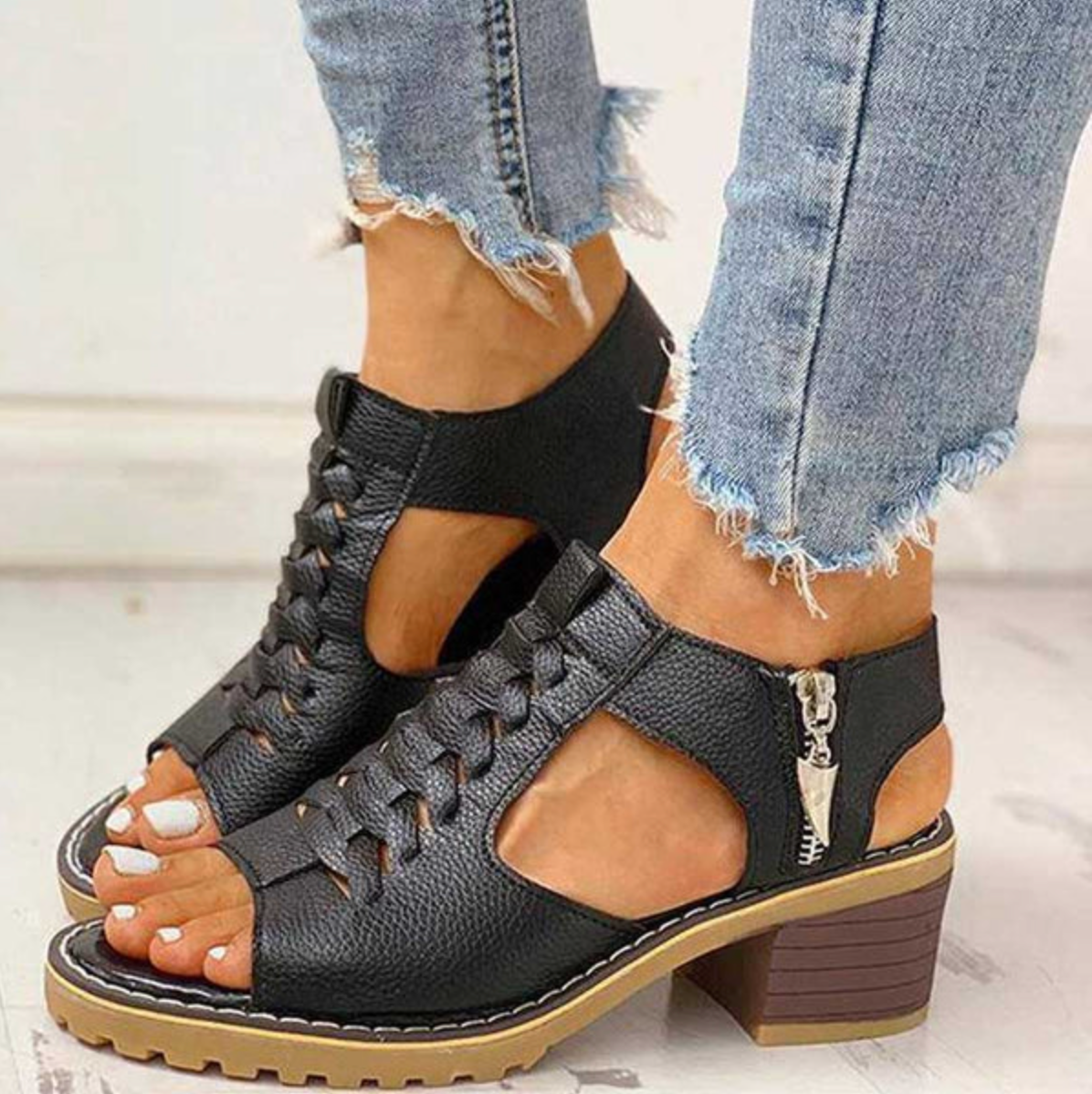 Paula | Low Heel Sandals