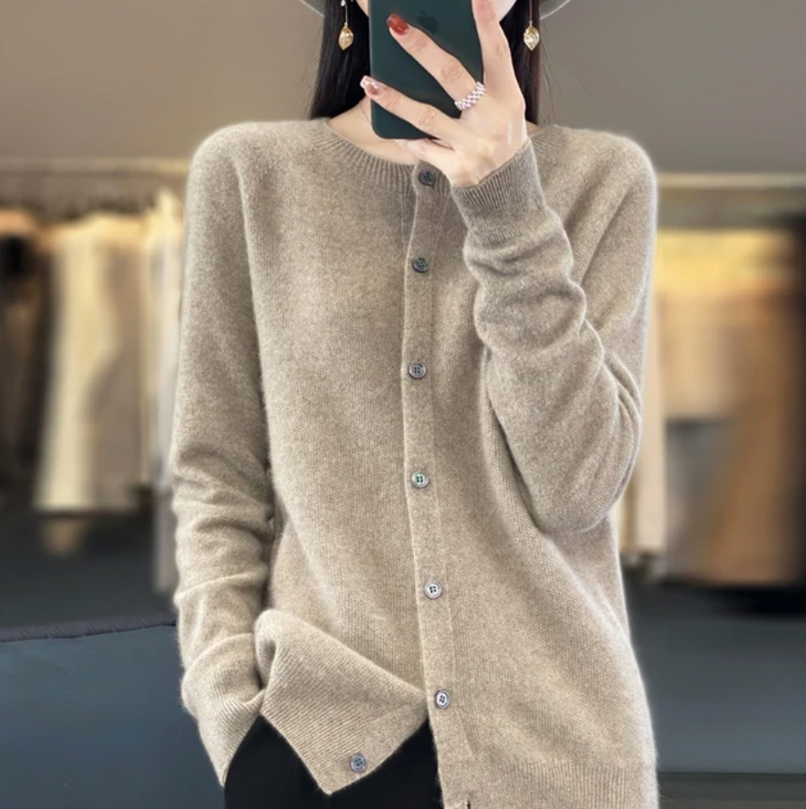 VIVIENNE I WARM COSY CARDIGAN