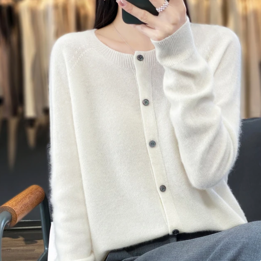 VIVIENNE I WARM COSY CARDIGAN